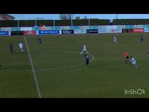 Réis LAFI, jeune joueur talentueux du FC Vaulx-en-velin