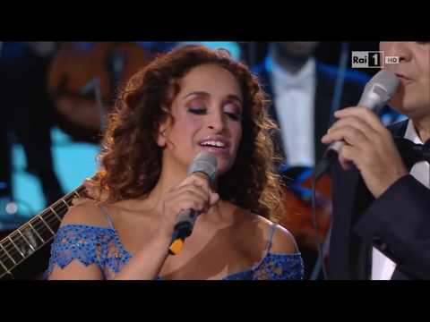 Andrea Bocelli with Noa, Matteo Bocelli, Virginia Bocelli - Sorridi amore vai