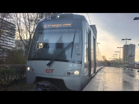 RET metrolijn A vertrekt van romeynshof richting Kralingse Zoom