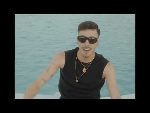 Pablo Cuesta - Aléjate De Mí (Videoclip Oficial)