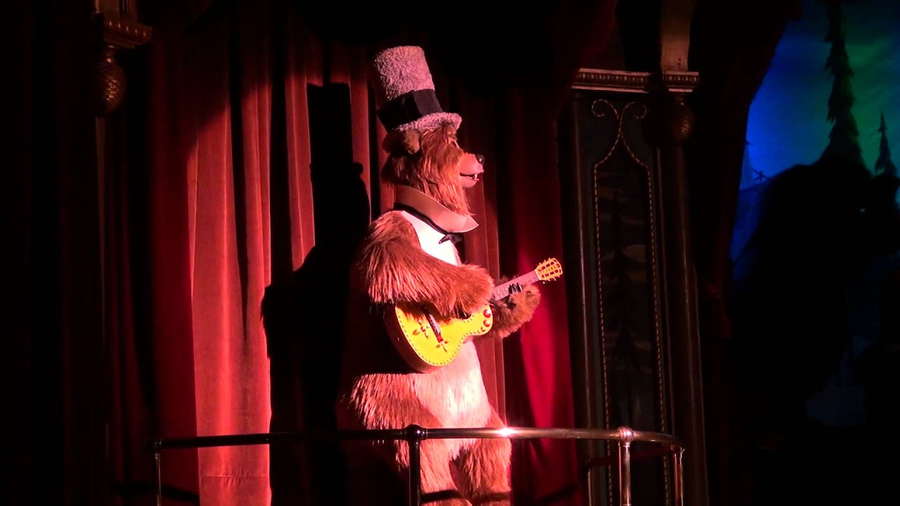 Country Bear Jamboree multi-angle