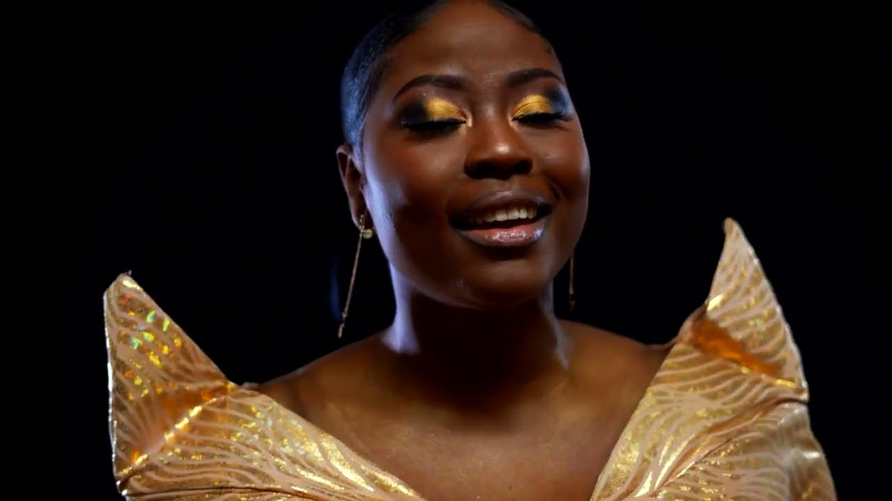 Karm-Syndia ft. Brunir Olivier Shackleton - Un Coeur En Convalescence (Official Music Video)