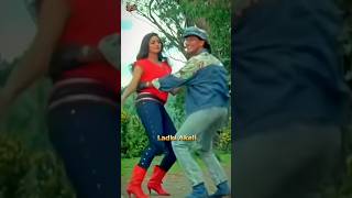 Download lagu 💃🕺 Ladki Akeli Tu Bhi Akela | Asha Bhosle | Mithun–Sridevi | Waqt Ki Awaz (1988) 🎵 #retrofilmmusic mp3