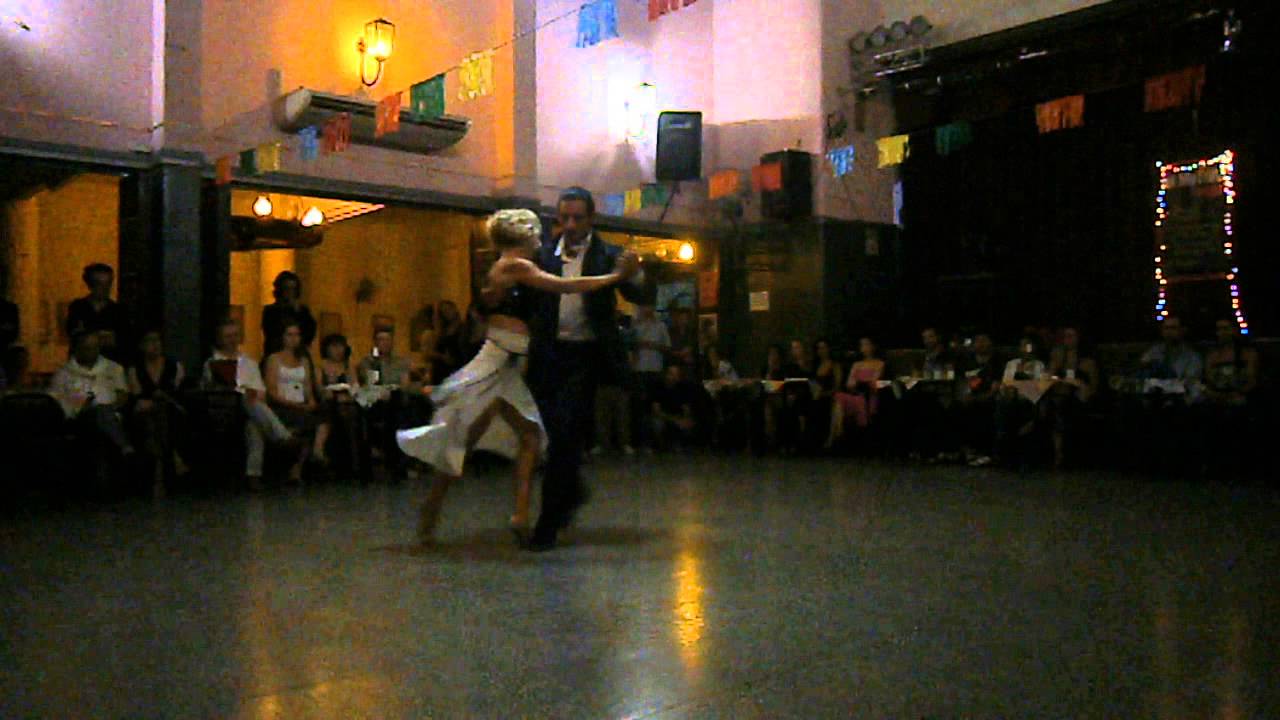 Analia Carreño y Luis Ramirez en el Motivo Tango, 18/2/13