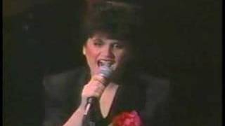 Karla Bonoff &amp; Linda Ronstadt Tell Me Why Live