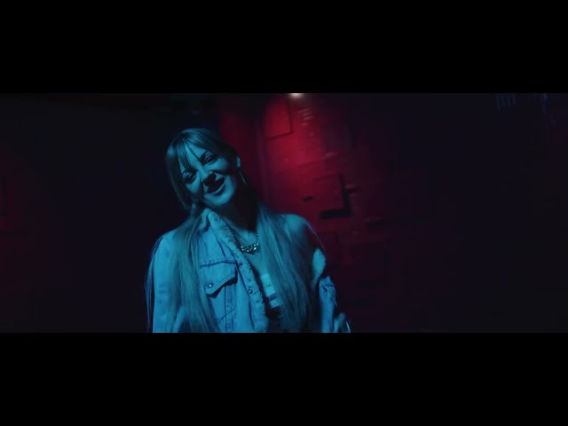 Love It von Laurell ((jetzt ansehen))