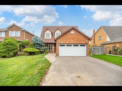 77 Armitage Cres, Ajax