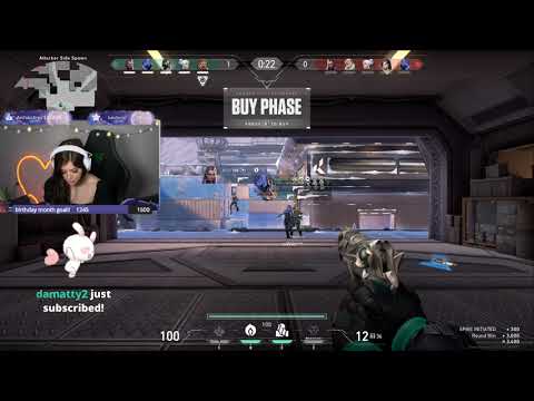 Chrissy Costanza singing Lullaby on stream.