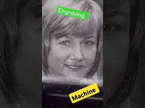 Daco machine at work.. #engraving #etching #grävare