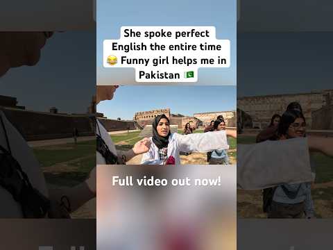 Pakistan girl has perfect English 🇵🇰 #pakistan #pakistani #travel #usa #foryou #viralvideo