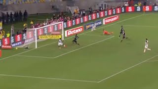 Corinthians campeão faz ano do Palmeiras ainda pior. Avança negociação entre Fla e Filipe Luís. LIVE