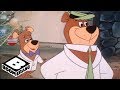 Yogi S First Christmas Yogi Wakes Up Boomerang Official