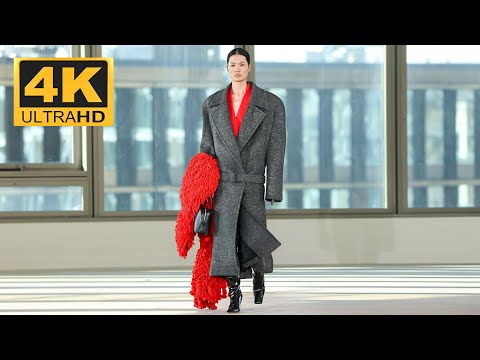 Stella McCartney | Fall/Winter 2025/26 | Paris Fashion Week - 4K