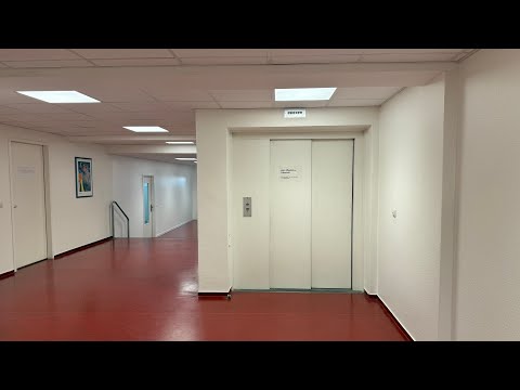 Originaler Paul Schmitt Medebach Aufzug im Rheinhold & Pabst Haus (Hamburg) Eidelstedter Platz 1