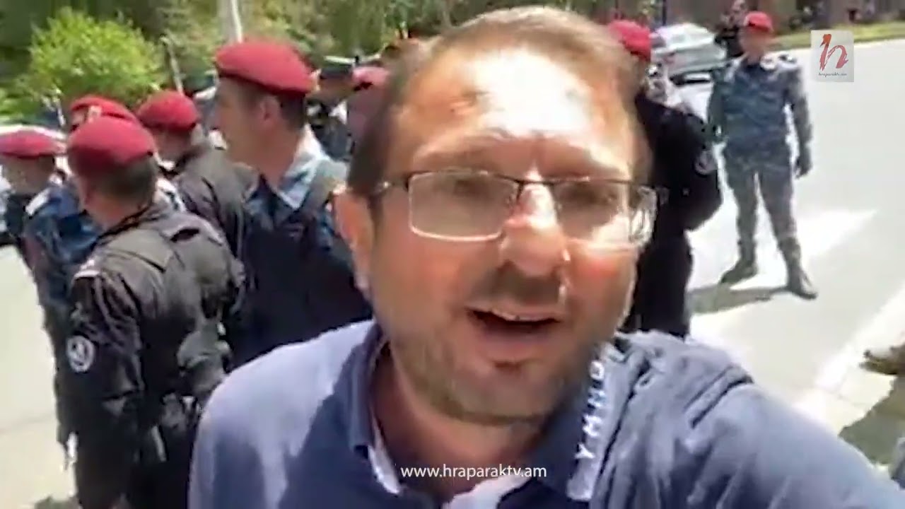 ԱԺ պատգամավորին մտցրեցին ոստիկանական մեքենա և առևանգեցին. Գեղամ Մանուկյան