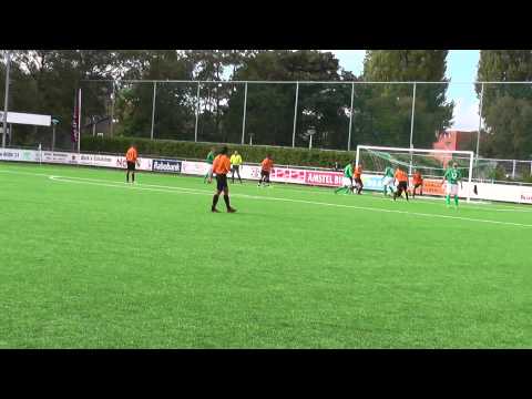 5 okt 2014 RODA 23 2 - VV De Meern 2 com 4-2 Goede redding Mats