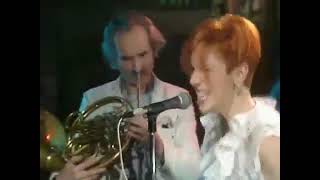 Eurythmics Never Gonna Cry Again - Live - Old Grey Whistle Test (1981)