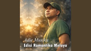 Download lagu Senyum Di Bibir Luka Di Hati mp3