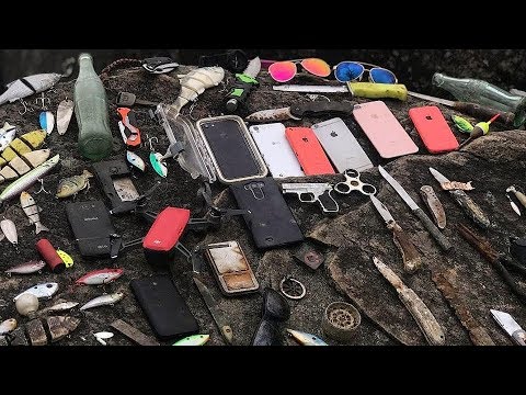 Found Countless iPhones, GoPros, Guns, Knives and More Underwater in River! - Best Finds of 2017!