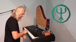 Video thumbnail for Eric with Motif and a DiffYusers through an Onde by La Voix Du Luthier