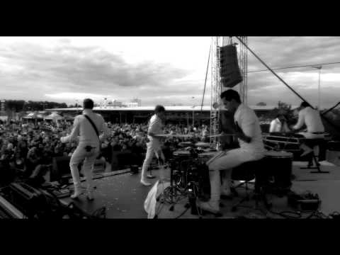 Mandrage - Černobílá