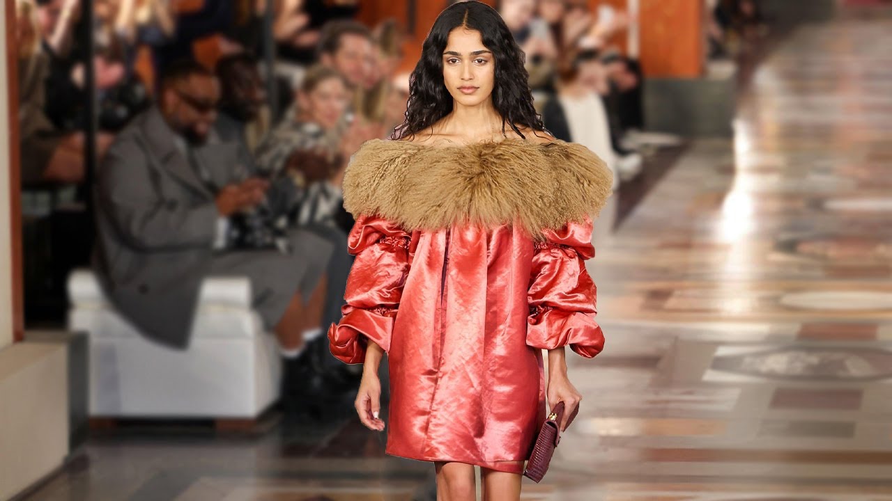 Louis Vuitton Presents "L'Appartement" Spring-Summer 2026 Collection at the Louvre