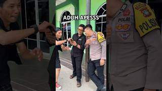 Download lagu POLICEMAN GETS ROBBED 😂 mp3