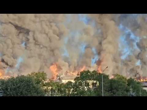 Крыша школы предусмотрительно сгорела в 7 утра