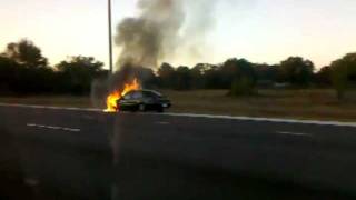 preview picture of video 'Burning car on hwy I4'