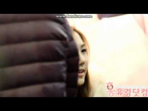 111210 Yookyung @ Kangnam Central City Fansigning