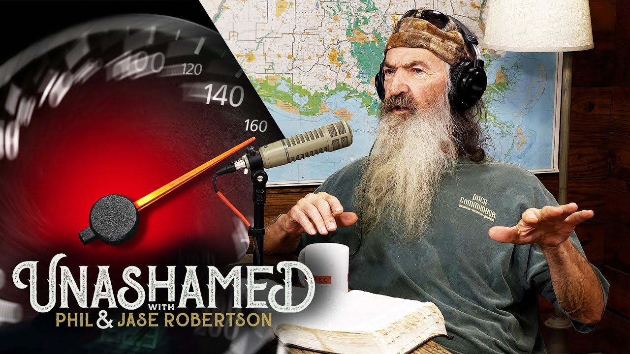 Ep 434 | The Fastest Thing Phil Has Ever Seen Was 75 Years on the Earth & Jase’s Phone Policy
