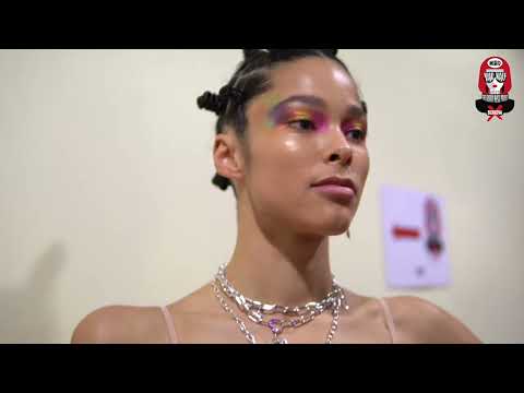 Η Pandora στο MadWalk 2022 by Serkova