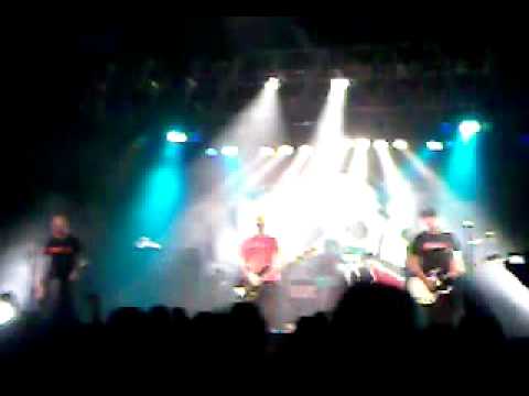 Millencolin - Penguins and polar bears (Toulouse, 10/11/08)