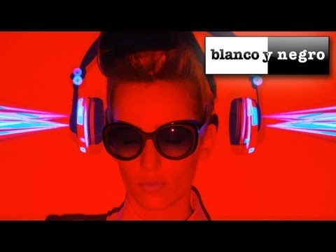 Fedde Le Grand - Rockin' N' Rollin' (Official Video)