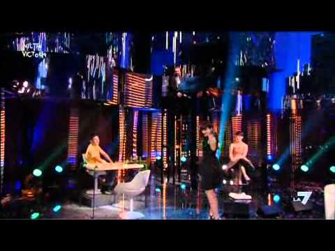 VICTOR VICTORIA - Cesare Cremonini in 'Gli uomini e le donne sono uguali'