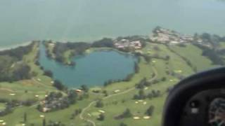 preview picture of video 'Rundflug über Oberwang und Mondsee'