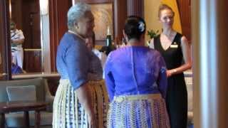 preview picture of video 'HRH Princess Siulikutapu Kalaniuvalu Fotofili Queen Elizabeth visiting Queen Elizabeth'