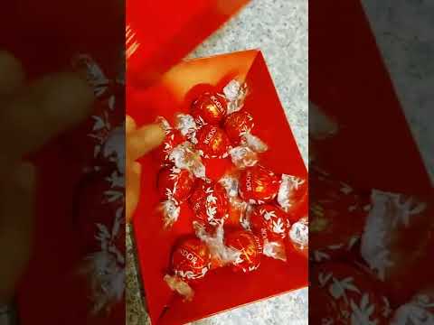 Red Lindt Lindor Chocolate🍬Unboxing ASMR #shorts #asmrsound #chocolate