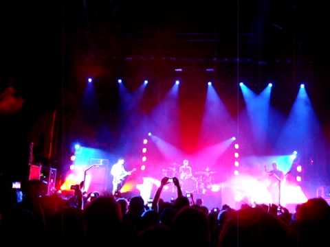 Muse - Supremacy (Live in Cologne E-Werk) - FIRST COMPLETE LIVE VIDEO EVER