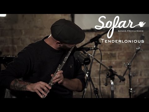 Tenderlonious - Black Moon | Sofar London
