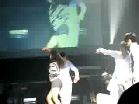 Fly to the Sky FTTS concert - The Girl is Mine