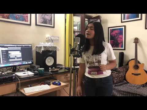 Hidda Hiddai - 1974 A.D || Female Cover ||Nepali Song