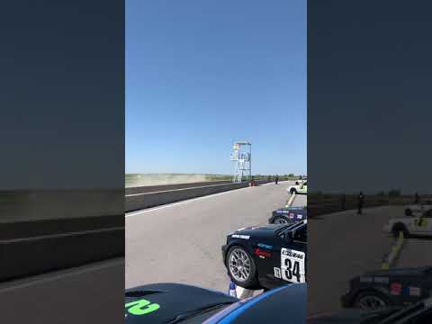 Wheel flies off of RX8 down the straight (hub failure)