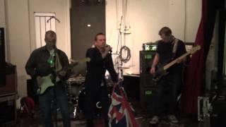 The Shout - Pretty Vacant, Live at Ska Valley