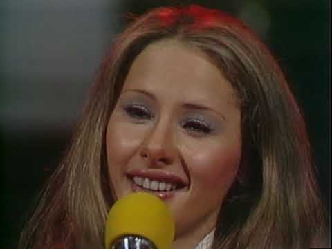 Manoella Torres - Ahora Que Soy Libre (En Vivo desde Variedades Vergel 1976)