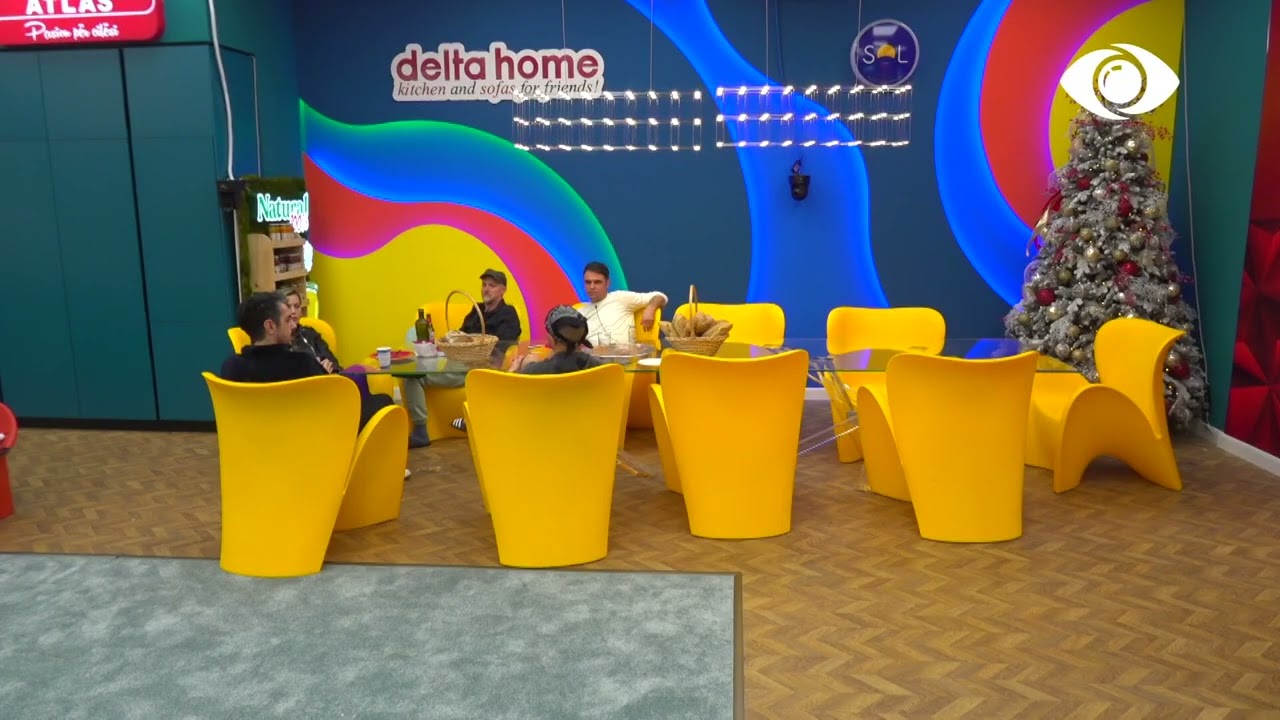 Banorët thonë çfarë nuk pëlqejnë te Ariana, Kristi ka mendim tjetër për të