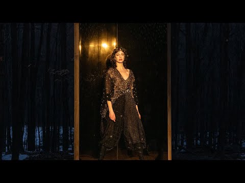 Hannah Cohen – Summer Sweat (Official Video)