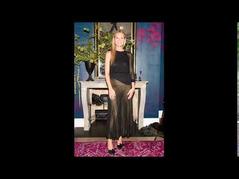 Gwyneth Paltrow shows off her abs at ‘The Goop Lab’ screening