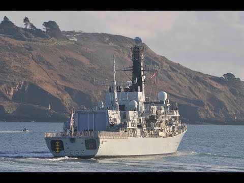 HMS WESTMINSTER F237 LEAVES DEVONPORT AT RUSTY ANCHOR - 25th November 2017