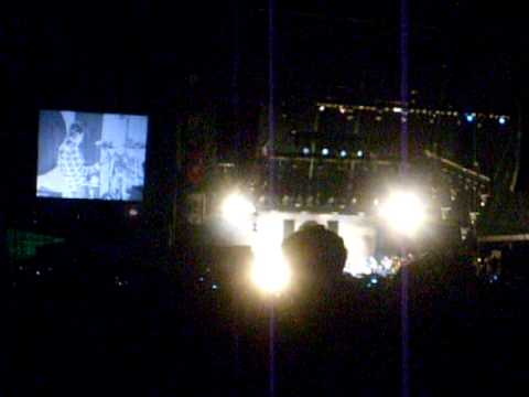 Pearl Jam - Do the Evolution - Foro sol, Mex. D.F. -24 nov 2011
